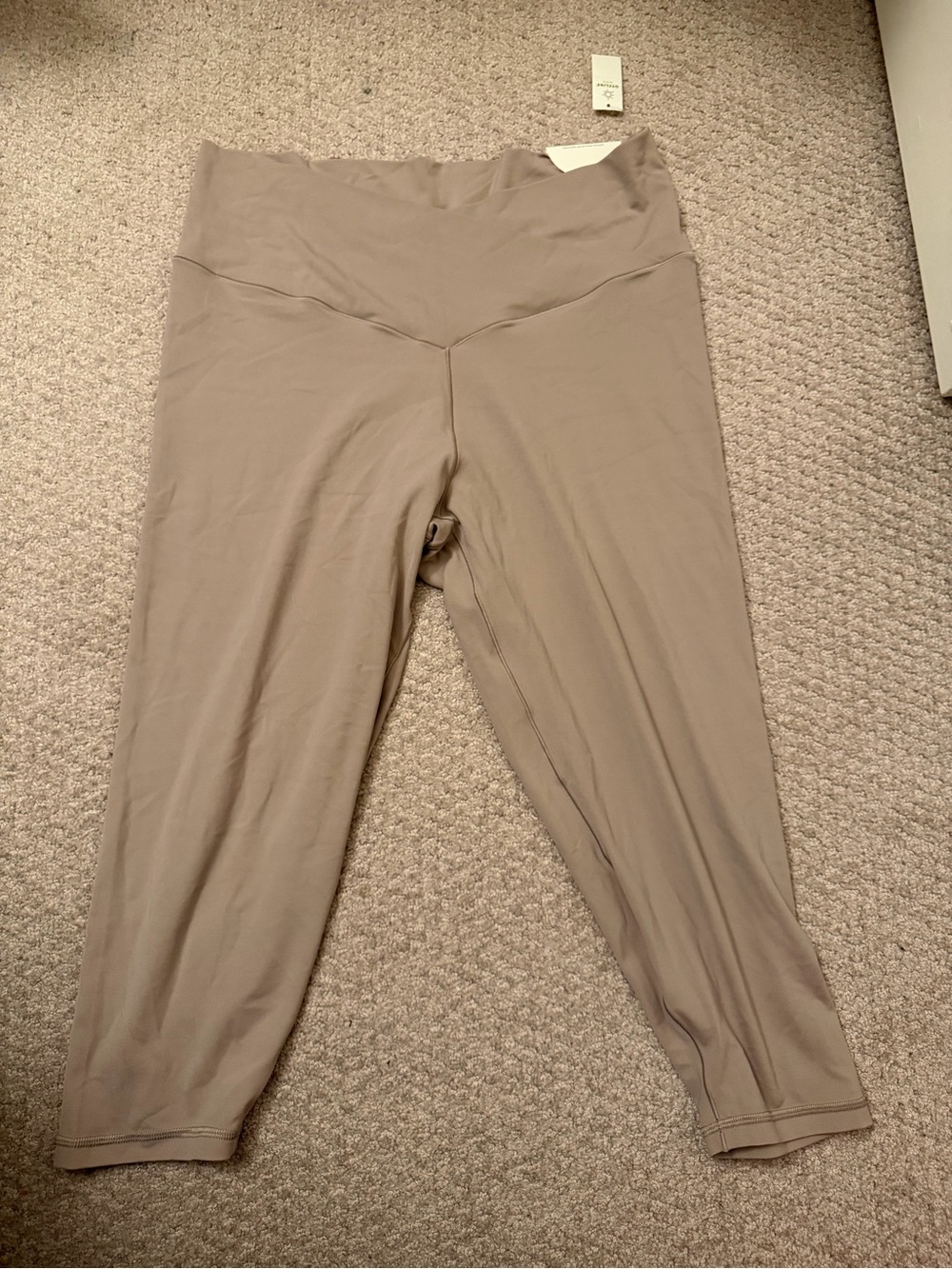 aerie Taupe High-Rise Capris